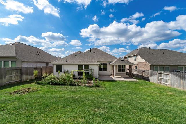 112 Dina Lane, Montgomery, TX 77356