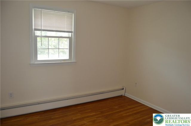 2705 Van Buren Road, Palmer Twp, PA 18045