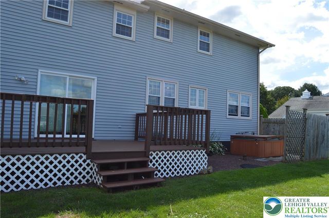 2705 Van Buren Road, Palmer Twp, PA 18045
