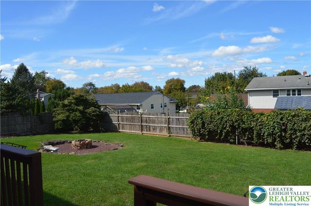 2705 Van Buren Road, Palmer Twp, PA 18045