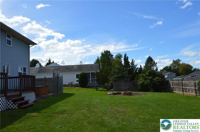 2705 Van Buren Road, Palmer Twp, PA 18045