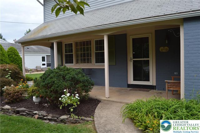 2705 Van Buren Road, Palmer Twp, PA 18045