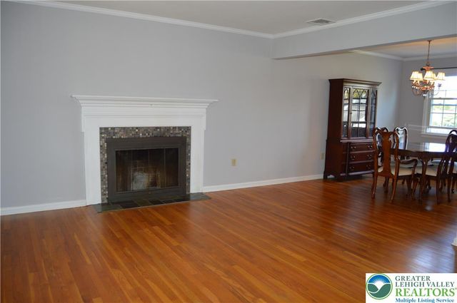 2705 Van Buren Road, Palmer Twp, PA 18045