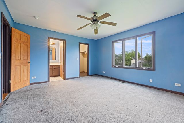 983 Valleyview Drive, Bartlett, IL 60103