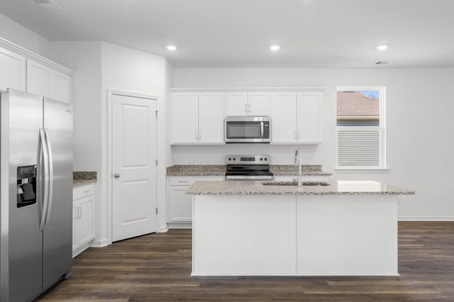 221 Idle Drive, Shelbyville, TN 37160