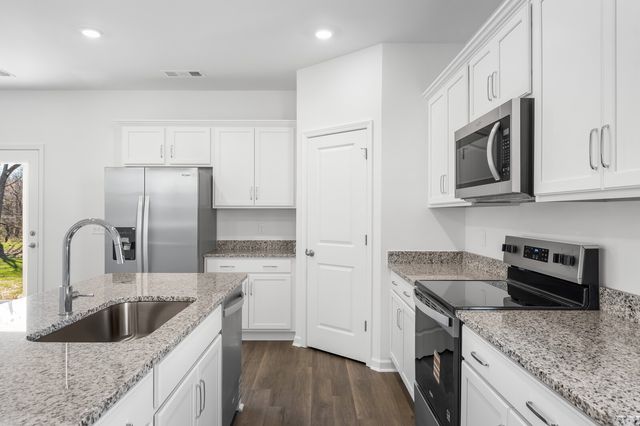 221 Idle Drive, Shelbyville, TN 37160