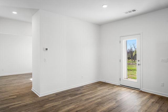 221 Idle Drive, Shelbyville, TN 37160