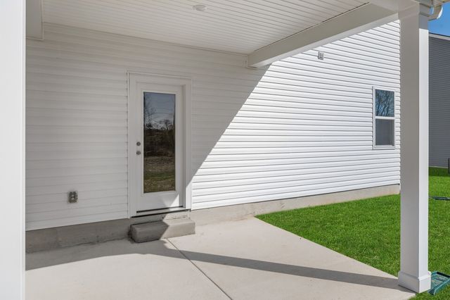 221 Idle Drive, Shelbyville, TN 37160