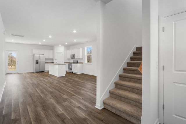 221 Idle Drive, Shelbyville, TN 37160