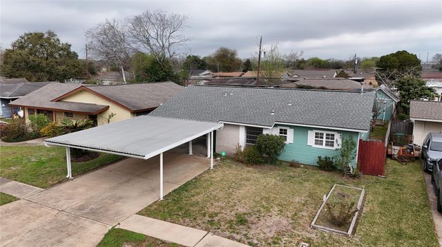 3717 Newton Drive, Pasadena, TX 77503