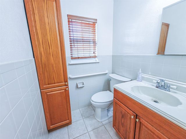 3717 Newton Drive, Pasadena, TX 77503