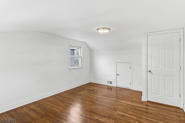 229 Hillcrest Ter, Roselle Boro, NJ 07203