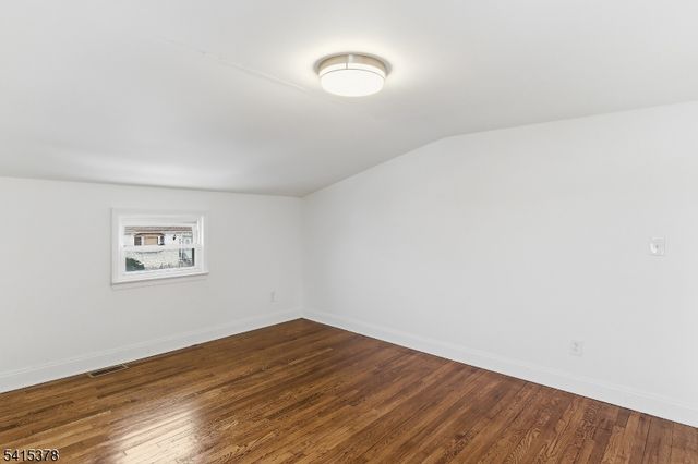 229 Hillcrest Ter, Roselle Boro, NJ 07203