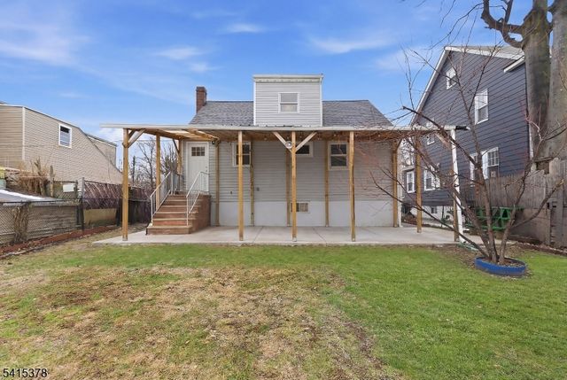 229 Hillcrest Ter, Roselle Boro, NJ 07203