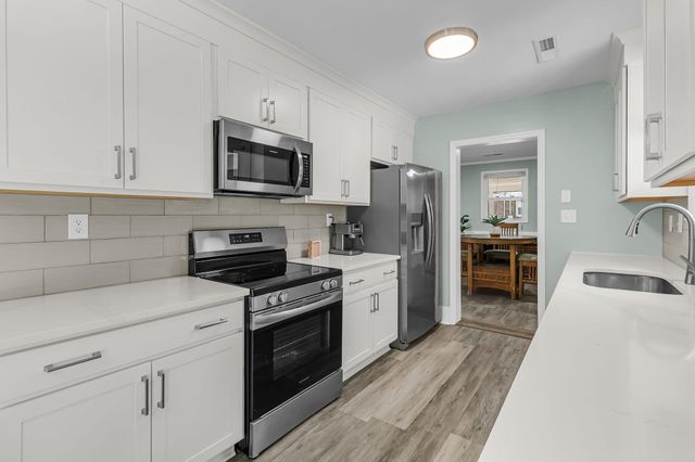 1313 Teal Avenue, Charleston, SC 29412
