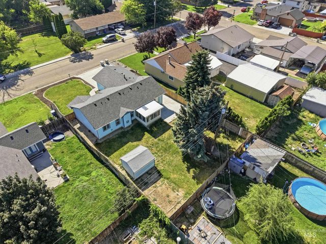 2910 S Illinois, Caldwell, ID 83605