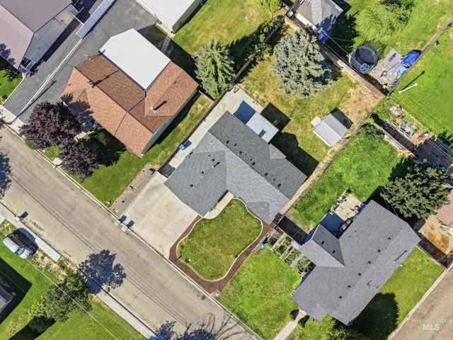 2910 S Illinois, Caldwell, ID 83605