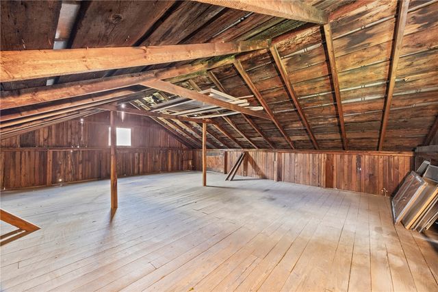 6083 State Route 21, Williamson, NY 14589