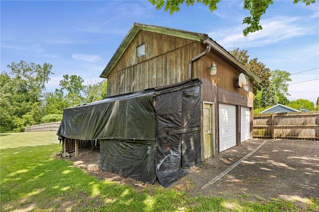 6083 State Route 21, Williamson, NY 14589