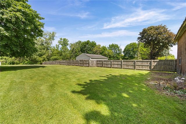 6083 State Route 21, Williamson, NY 14589