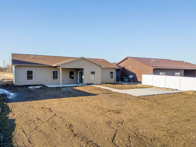 4467 Charm Drive, Waterloo, IA 50701