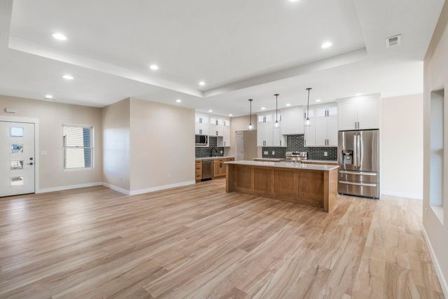 4467 Charm Drive, Waterloo, IA 50701