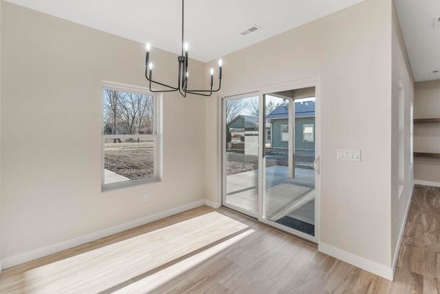 4467 Charm Drive, Waterloo, IA 50701