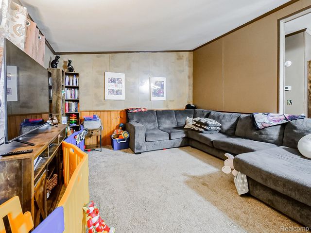 2015 Plum Street, Village Of Clarkston, MI 48348