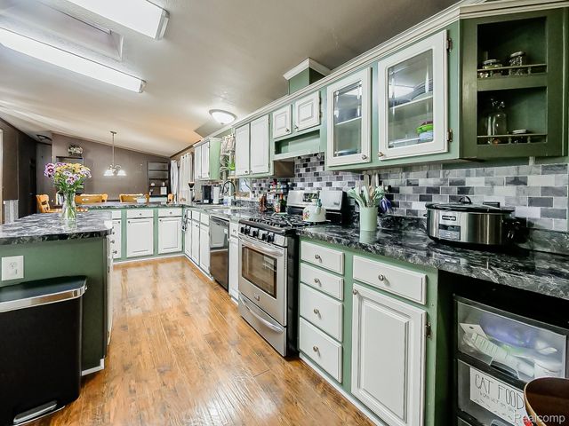 2015 Plum Street, Village Of Clarkston, MI 48348