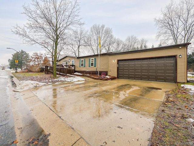 2015 Plum Street, Village Of Clarkston, MI 48348