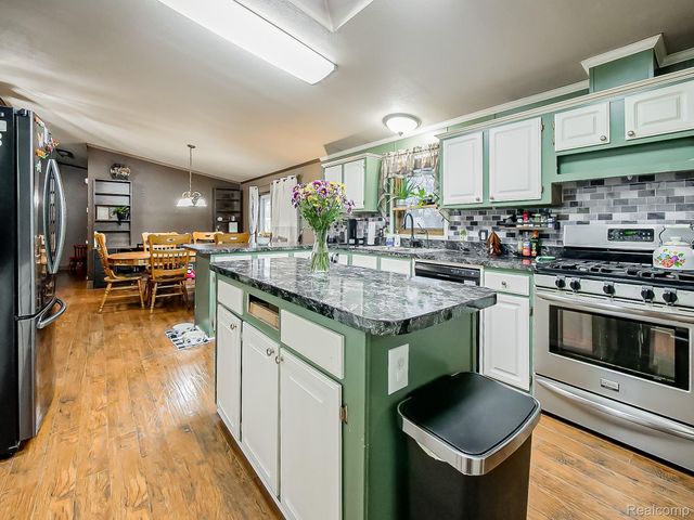 2015 Plum Street, Village Of Clarkston, MI 48348