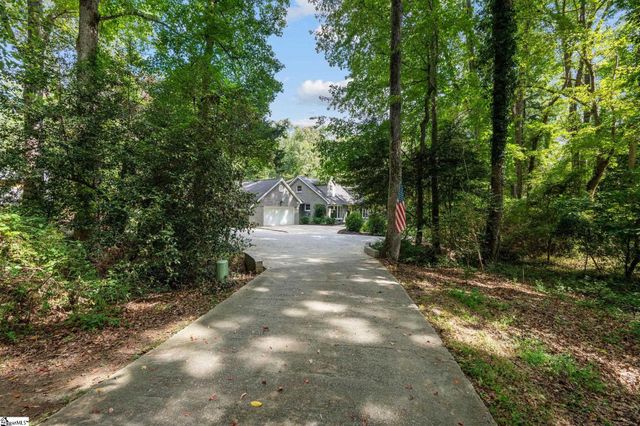 1110 W Georgia Road, Simpsonville, SC 29680