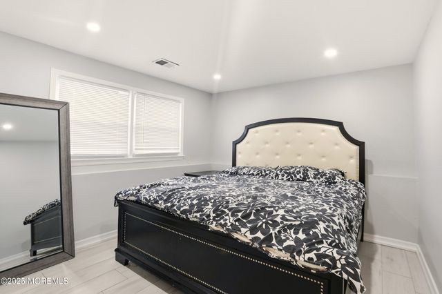 7 Citadel Court, Jackson, NJ 08527