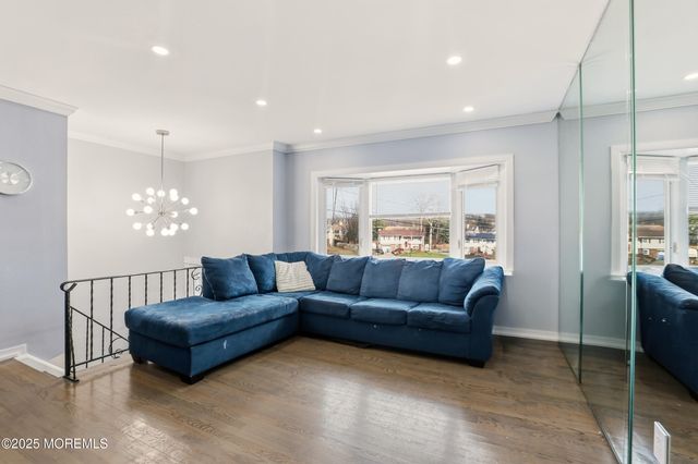 7 Citadel Court, Jackson, NJ 08527