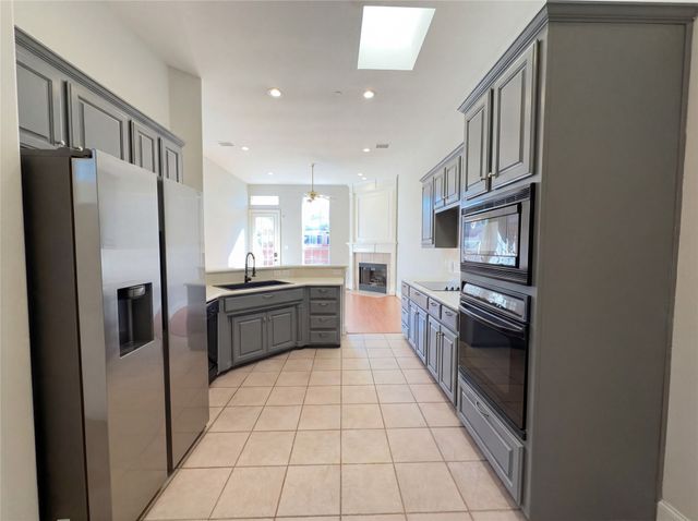 8112 Sycamore Drive, Irving, TX 75063