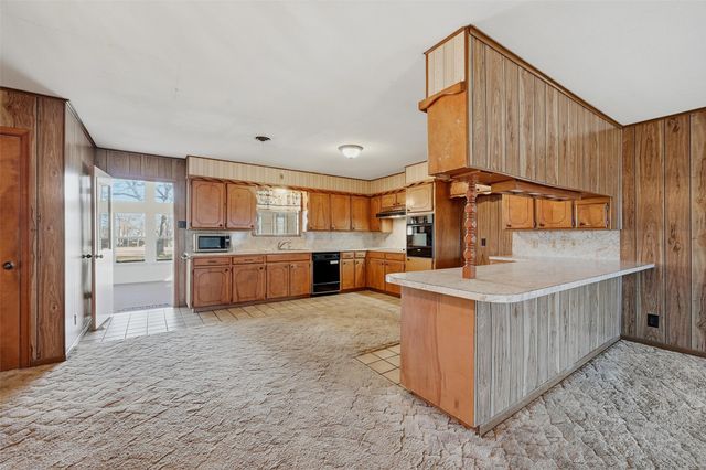 209 Modoc Trail, Lake Kiowa, TX 76240