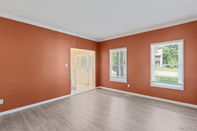 11 Moselle Court, Hazelwood, MO 63031