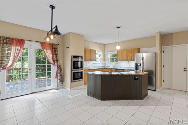 11 Moselle Court, Hazelwood, MO 63031