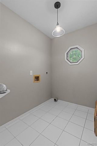 11 Moselle Court, Hazelwood, MO 63031