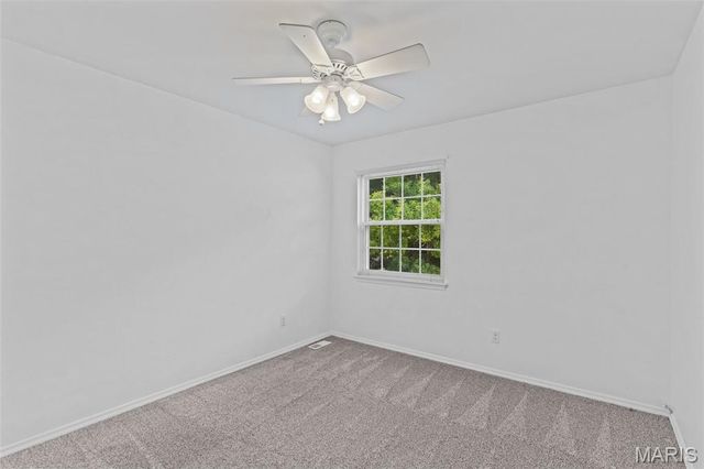 11 Moselle Court, Hazelwood, MO 63031