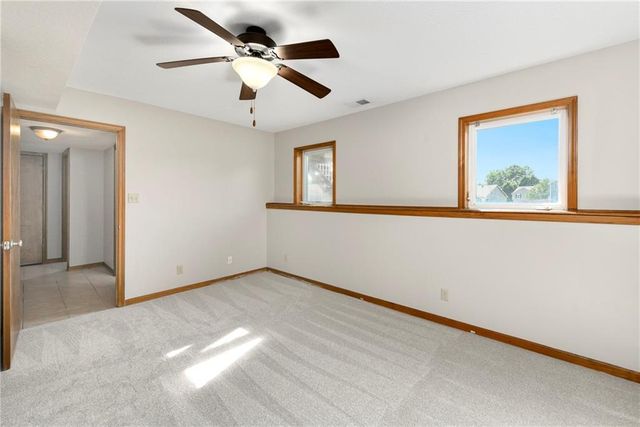 3918 Dixie Drive, Leavenworth, KS 66048