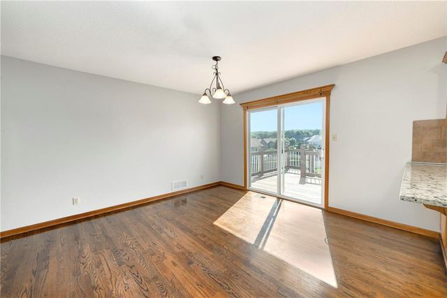 3918 Dixie Drive, Leavenworth, KS 66048