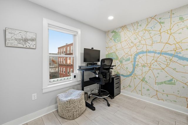 4 Coppersmith Way 2, Boston, MA 02128