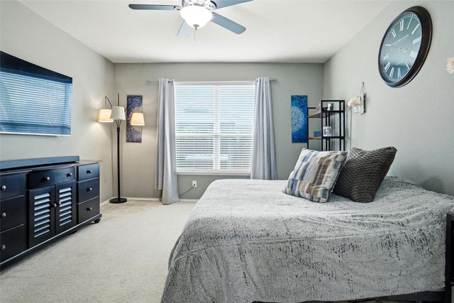 1625 Kawati Way, Krum, TX 76249