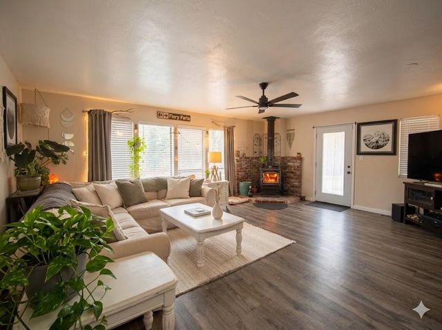 1234 Rising Hill W Rd, Placerville, CA 95667