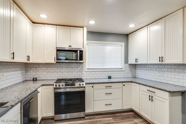 468 Delmar Avenue, Akron, OH 44310