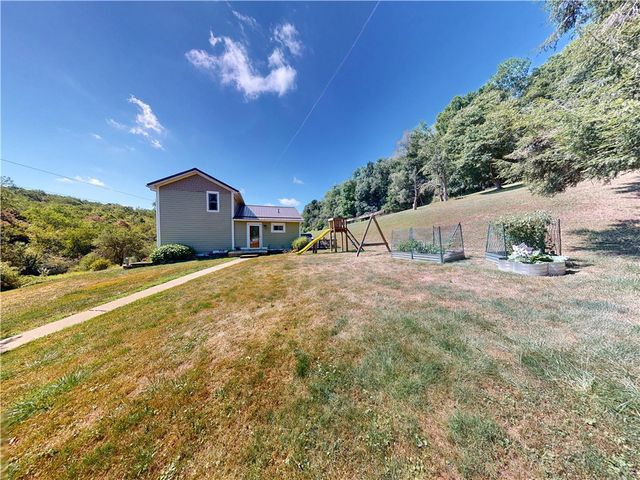 276 Weiland Rd, Concord Twp, PA 16025