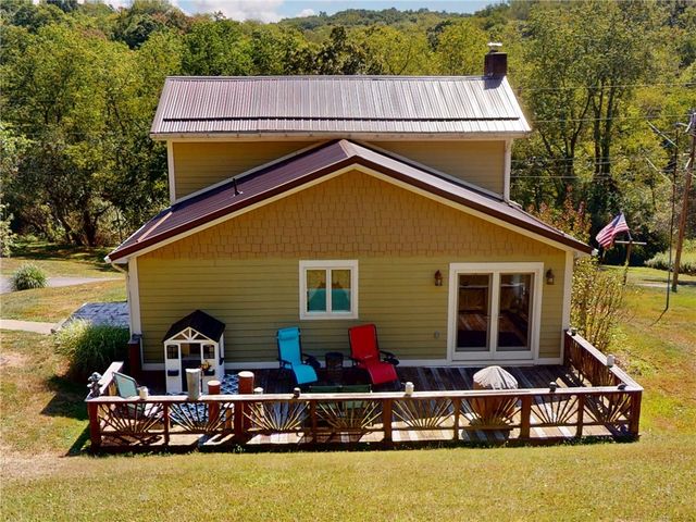 276 Weiland Rd, Concord Twp, PA 16025