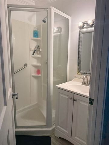 17 Wilcox St, Fall River, MA 02721