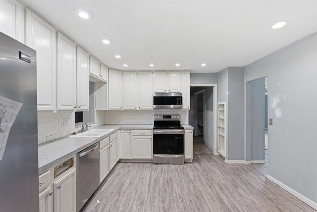 3604 E Skinner, Wichita, KS 67218